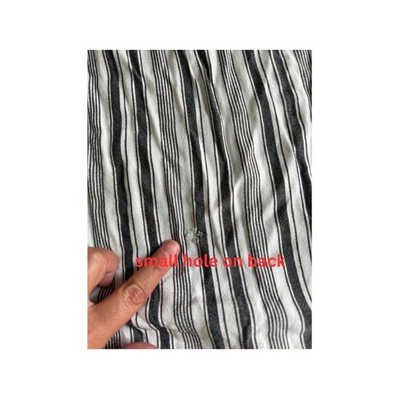 Loft Striped Ruffle Split Neck Shell black and white stripe size XXL - Picture 5 of 6